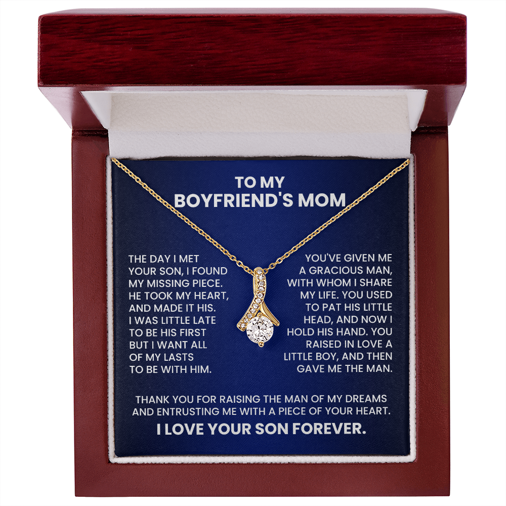 To My Boyfriends Mum Alluring Beauty Necklace Gift Set