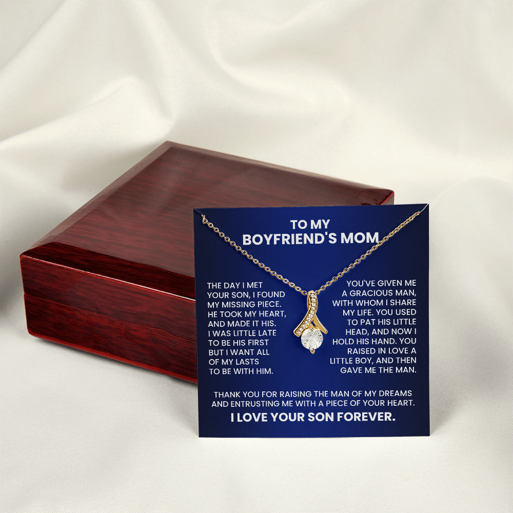 To My Boyfriends Mum Alluring Beauty Necklace Gift Set