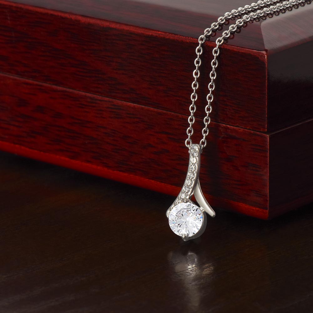 To My Boyfriends Mum Alluring Beauty Necklace Gift Set