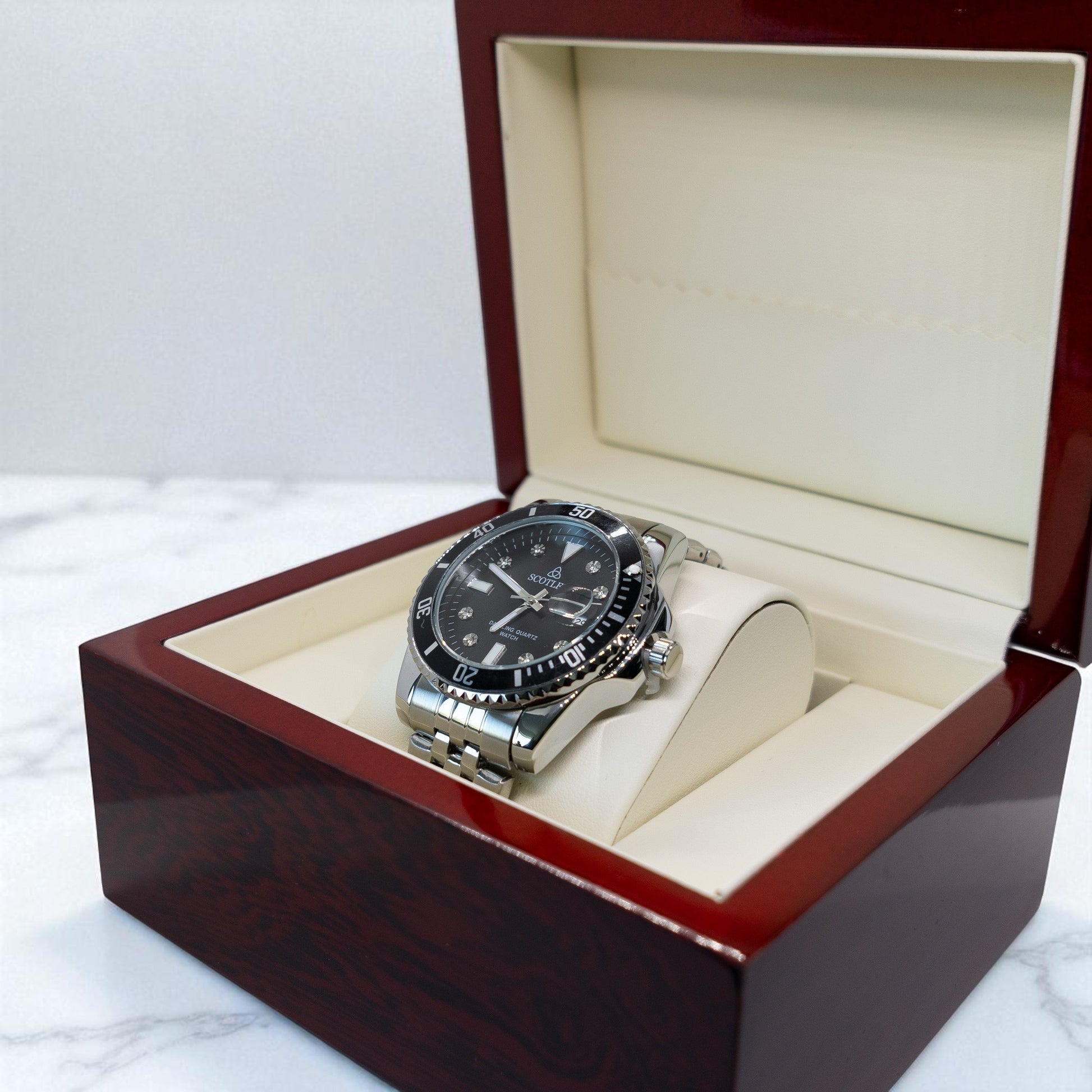 Custom Engraved Divers Watch, Personalized Mens Wrist Watch, Groomsmen Gifts Anniversary Wedding Anniversary Personalized Gift for Dad